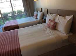 Lake Rotorua Hotel