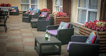 The Monterey Hotel, Sure Hotel Collection by Best Western