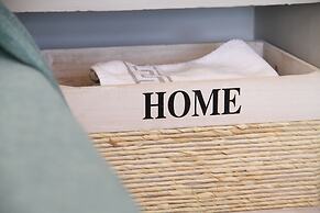 Moon Dreams Mediterraneo