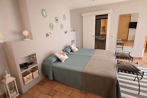 Moon Dreams Mediterraneo