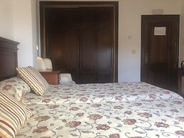 Hotel Poqueira II
