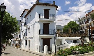 Hotel Poqueira II