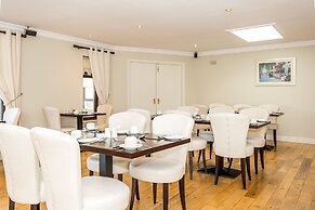 Hillview House