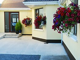 Hillview House