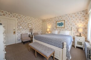The Franconia Inn