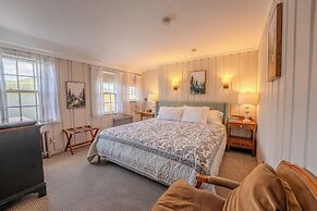 The Franconia Inn