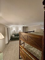 The Franconia Inn