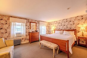 The Franconia Inn