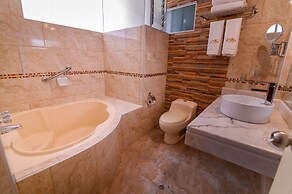 Sol Plaza Hotel