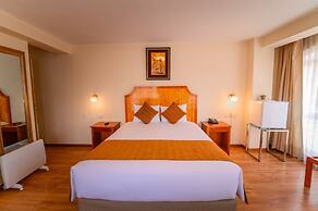 Sol Plaza Hotel