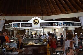 Lifestyle Royal Suites