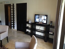 Lifestyle Royal Suites