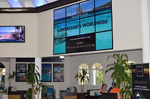 Lifestyle Royal Suites