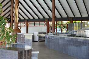 Lifestyle Royal Suites