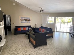 Lifestyle Royal Suites