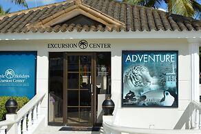 Lifestyle Royal Suites