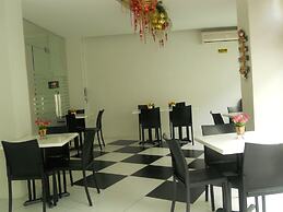 Cinfandel Suites