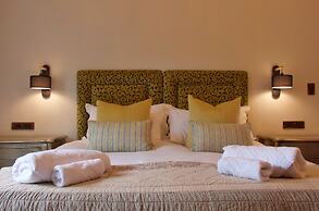 Shaloha Guesthouse on Supertubes