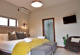 Shaloha Guesthouse on Supertubes