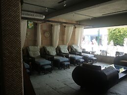 Hanamitsu Hotel & Spa