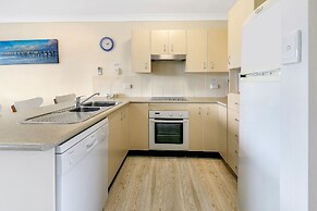 Smugglers on the Beach