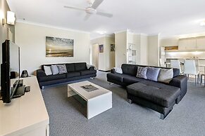 Smugglers on the Beach