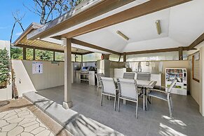 Smugglers on the Beach