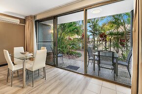 Smugglers on the Beach