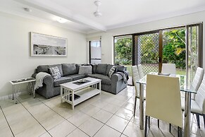 Smugglers on the Beach