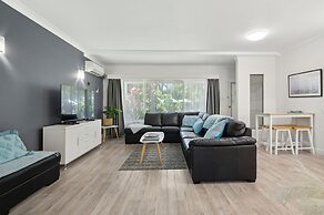 Smugglers on the Beach