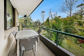 Smugglers on the Beach