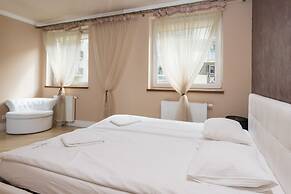 Apartinfo Apartments - Morena