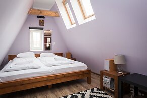 Apartinfo Old Town Apartments