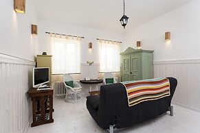 Apartinfo Old Town Apartments