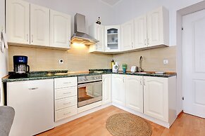 Apartinfo Old Town Apartments