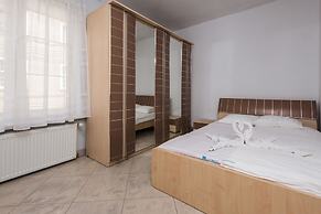 Apartinfo Old Town Apartments