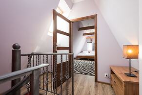 Apartinfo Old Town Apartments