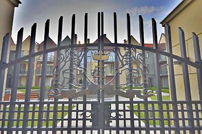 Apartinfo Old Town Apartments