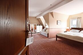 Apartinfo Old Town Apartments