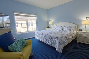Runaway Beach Resort by Magical Memories