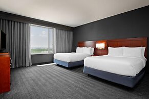 Courtyard Kansas City at Briarcliff