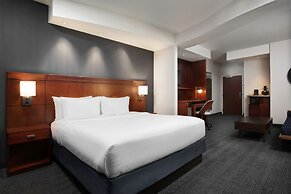 Courtyard Kansas City at Briarcliff