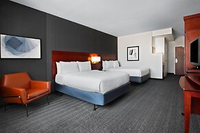 Courtyard Kansas City at Briarcliff