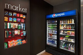 Courtyard Kansas City at Briarcliff