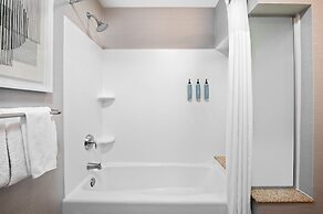 Courtyard Kansas City at Briarcliff