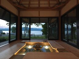 Akan Tsuruga Bessou HINANOZA