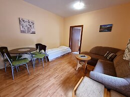 Fatrapark 2 Apartments