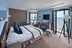 Hôtel Le Nouveau Monde