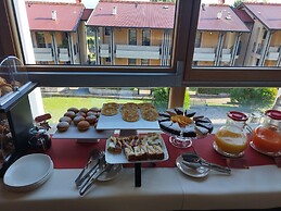Kairos Garda Hotel