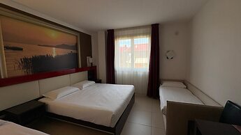 Kairos Garda Hotel